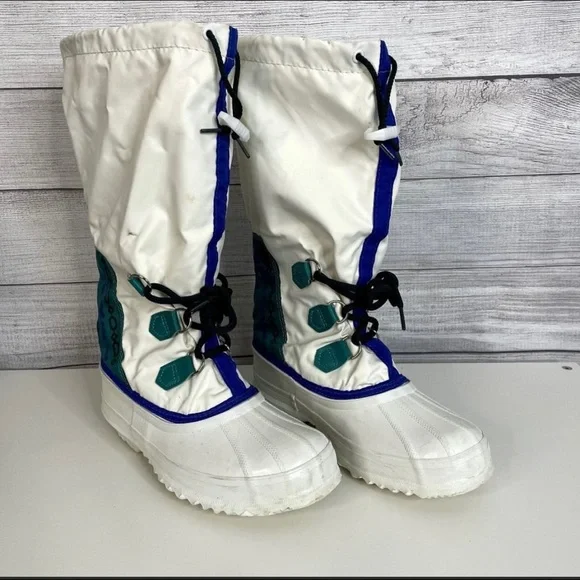 Sorel Green and White Winter Boots Vintage Sorel Free Style Snow Boots Made In Canada Lime  main image 3